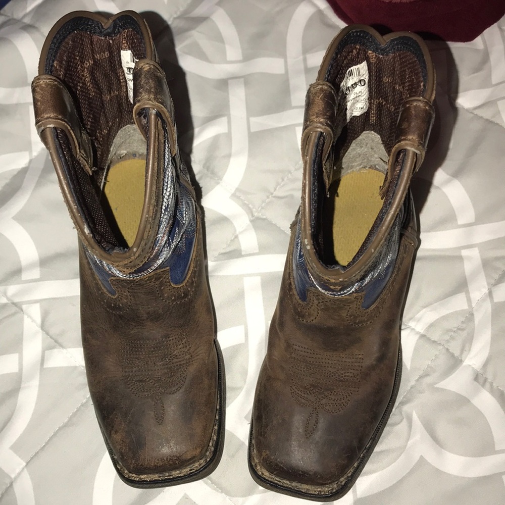 DURANGO kids boots